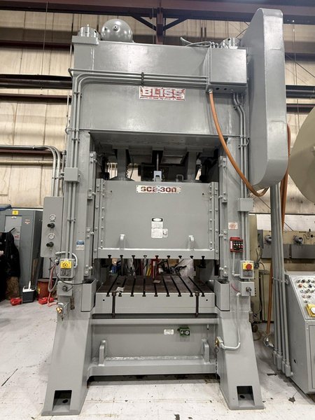 300 ton Bliss SC2-300-60-42 Used Straight Side Mechanical Stamping Press For Sale, Year 1997 Recondition in Process
