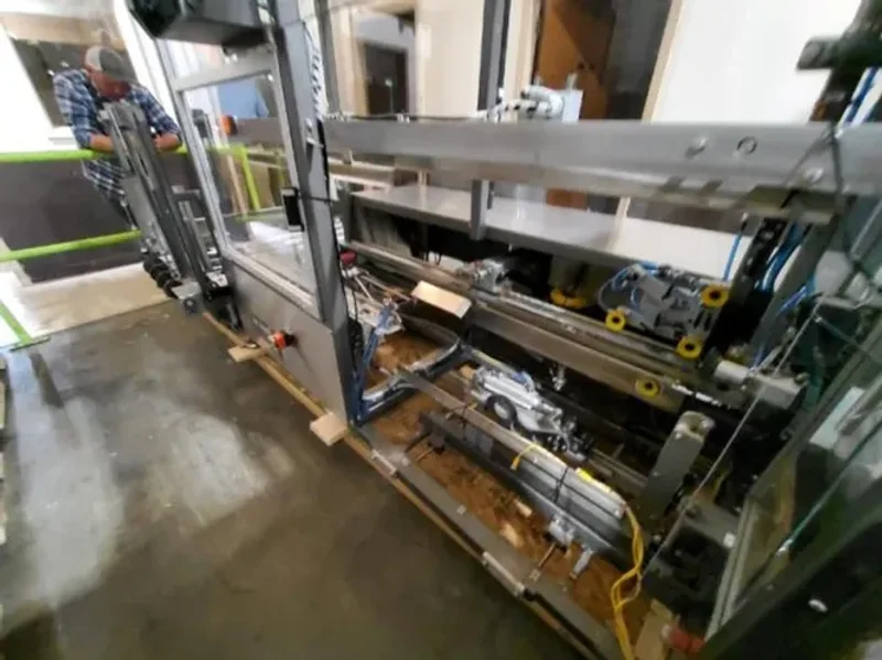 HAMRICK CASE ERECTOR  -  TE15