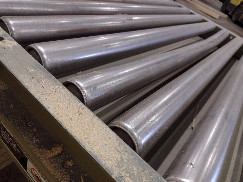 3800 LBS X 60" X 42" SOUTHWORTH MODEL #LS4-36 HYDRAULIC SCISSOR LIFT TABLE WITH ROLLER TOP, 110 VOLT: STOCK #20883