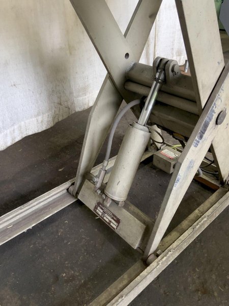 2000 LB 72"X 36" SOUTHWORTH HYDRAULIC SCISSOR LIFT TABLE: STOCK #81186