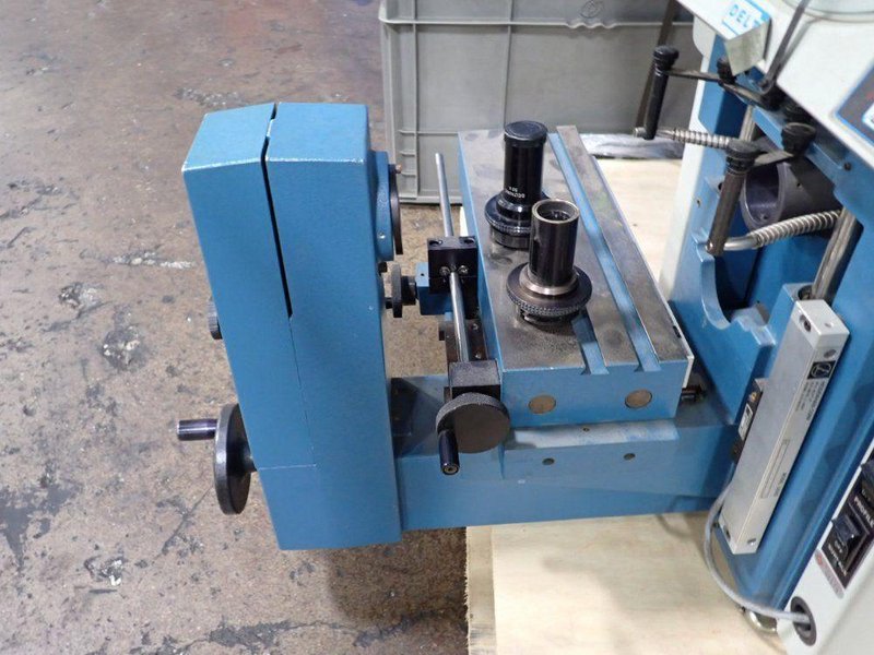 DELTRONIC 15" OPTICAL COMPARATOR   -  DH 14-MPC