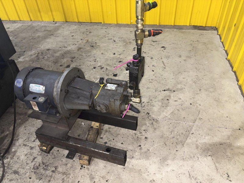 18” X 20” MARVEL MODEL #81/M4 AUTOMATIC MITRE HEAD VERTICAL BAND SAW &amp; FEED TABLE: STOCK #23277