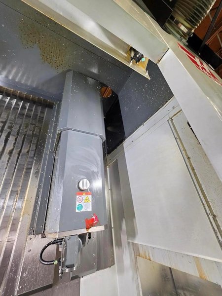 Haas UMC-1000 5-Axis CNC UMC, 2021 – 10-Pallet Changer, 15,000 RPM Spindle, WIPS, Through-Spindle Coolant, Chip Conveyor, Rigid Tapping