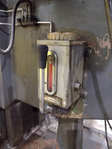 5 HP KENT MODEL #KTM-5VK RAM TYPE  KNEE MILL, 1992: STOCK #19923