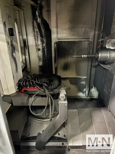 HAAS EC-400PP 4-axis CNC Horizontal Machining Center, 2012