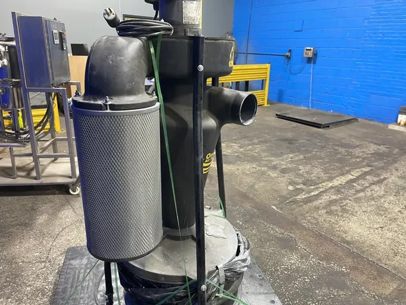 Oneida Air Systems 1.5 Hp Mini Gorilla Molded Portable Cyclone Dust Collector - Xxpm010100h