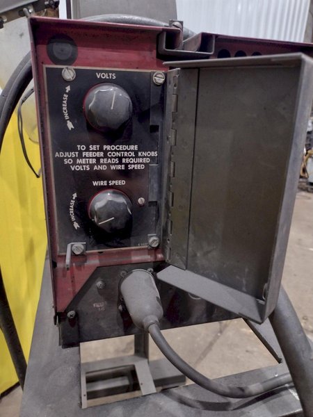 LINCOLN MODEL #LN-9 WIRE FEEDER: STOCK #21272