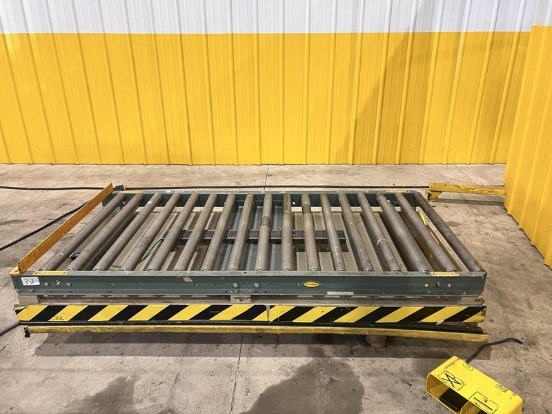 4,000 LB X 72" X 36" SOUTHWORTH MODEL #LS4-36 HYDRALUIC LIFT TABLE WITH ROLLER TOP: STOCK #20907