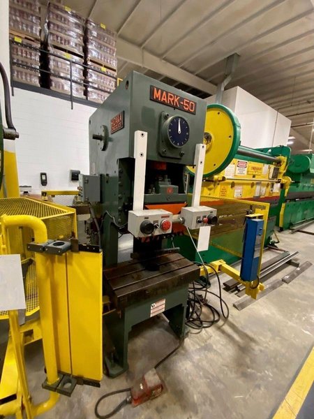 50 TON SUTHERLAND MARK 50 GAP FRAME PRESS, 4.3" STR, 10.6" DIE HEIGHT, 2.3" ADJ, 33" X 17.3" BA, 50-85 SPM VARI