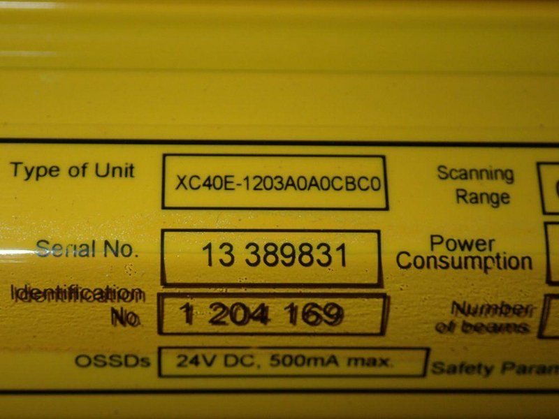 SICK LIGHT CURTAIN SENSOR   -  C4000