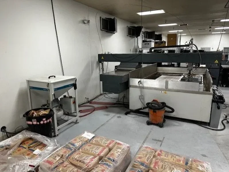 2018 FLOW MACH 100 3120 | Waterjet Cutters