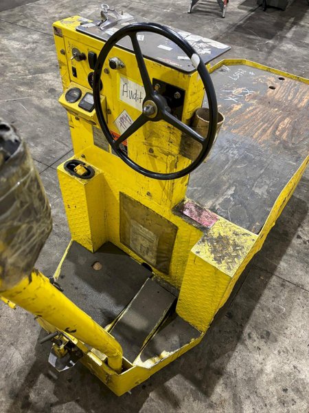 36 VOLT CUSHMAN MODEL #898361 STOCK CHASER/TUGGER CART: YOBRO #24659