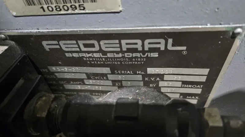 BERKLEY DAVIS RA-3-36 WELDER 440V 50 KVA 36″ THROAT USED