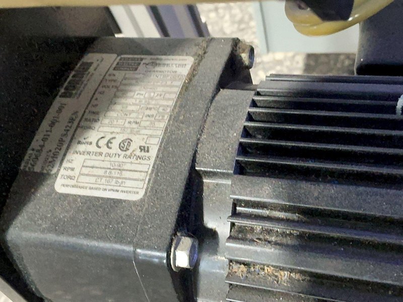 DORNER 4”X250”, 3/8 HP 3200 SERIES FLAT BELT CONVEYOR WITH LUBRICATORS ASSEMBLY  -  320M042100D1301