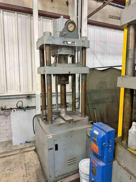 100 Ton M &amp; N Hydraulic Press