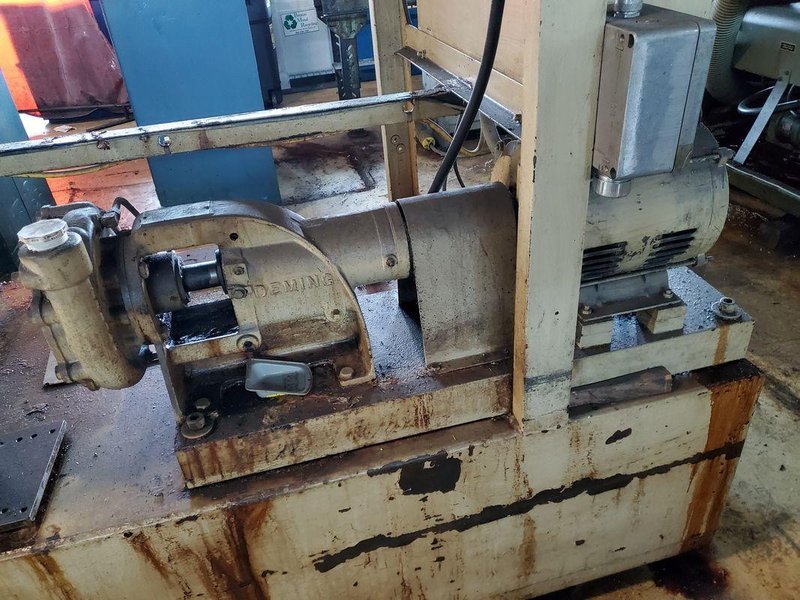 300 GALLON COOLANT TANK w/ 10 HP PUMP. STOCK # 0850323.