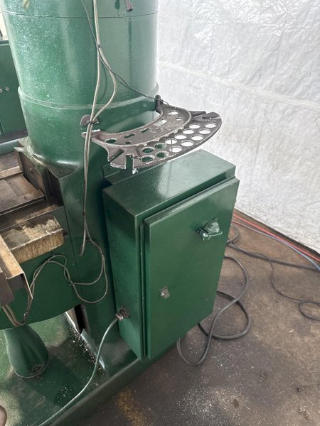 2 HP BRIDGEPORT SERIES 1 VERTICAL MILL. STOCK # 0775125