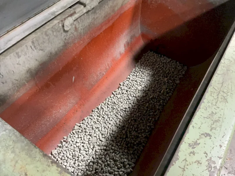 ULTRA MATIC VIBRATORY TUMBLER  -  PORTA 5