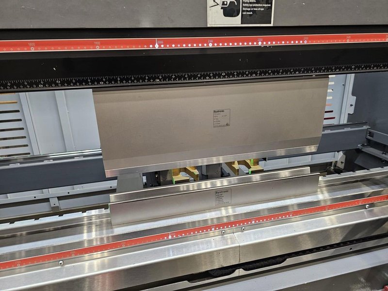 352 Ton x 14′ Bystronic Xpert Pro 320/4300 Extended Hydraulic Press Brake, 2022