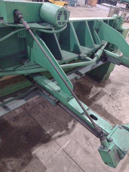 8&#039; X 1/4&quot; WYSONG MODEL #825 MECHANICAL POWER SQUARING SHEAR: STOCK #23635
