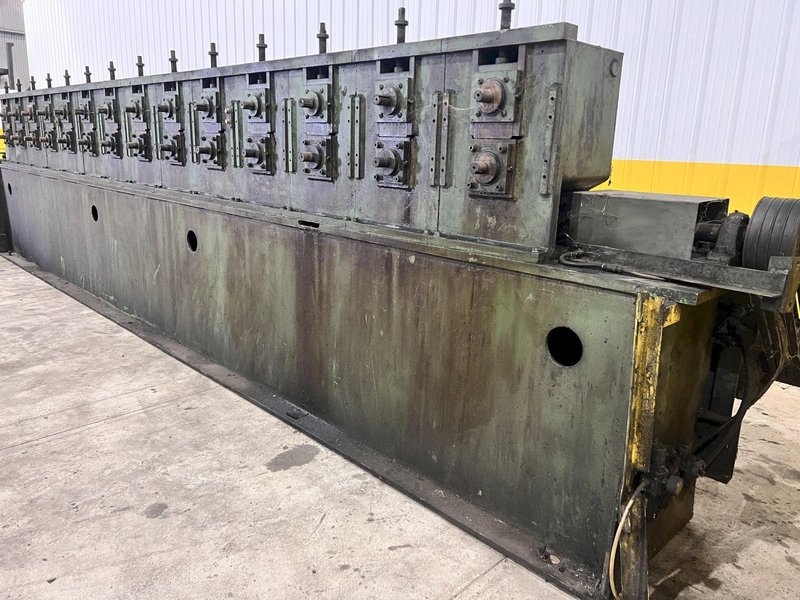 14 STAND X 3&quot; X 26&quot; ROLLSPACE DAHLSTROM MODEL #600-14 RAFTED ROLLFORMER: STOCK #21321