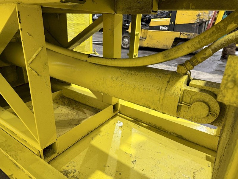 30" X 36" SELCO MODEL #HSO-107-A AUTO-TIE HORIZONTAL HYDRAULIC BALER: YOBRO #24559