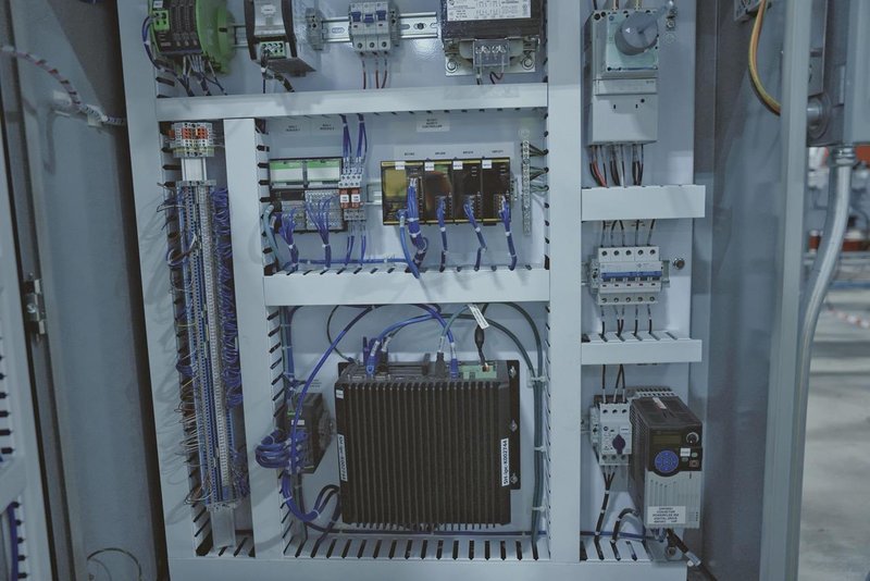 Yaskawa Motoman GP25-12 Robots (6) – YRC1000 Controllers, Mech-Mind 3D Vision, Bin Picking, Integrated Safety Cells, 2022