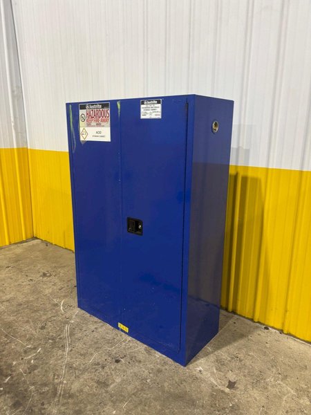2 DOOR JUSTRITE HAZARDOUS MATERIALS STORAGE CABINET, 43” X 18” X 65” HIGH: YOBRO #24503