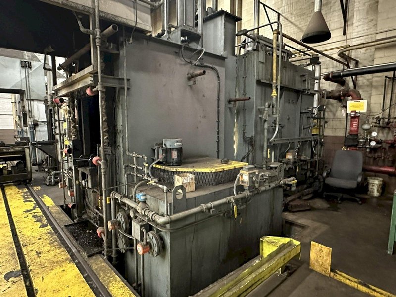 1950 DEGREE SURFACE COMBUSTION ALLCASE 3-30-48-30 GAS FIRED FURNACE: STOCK #20710