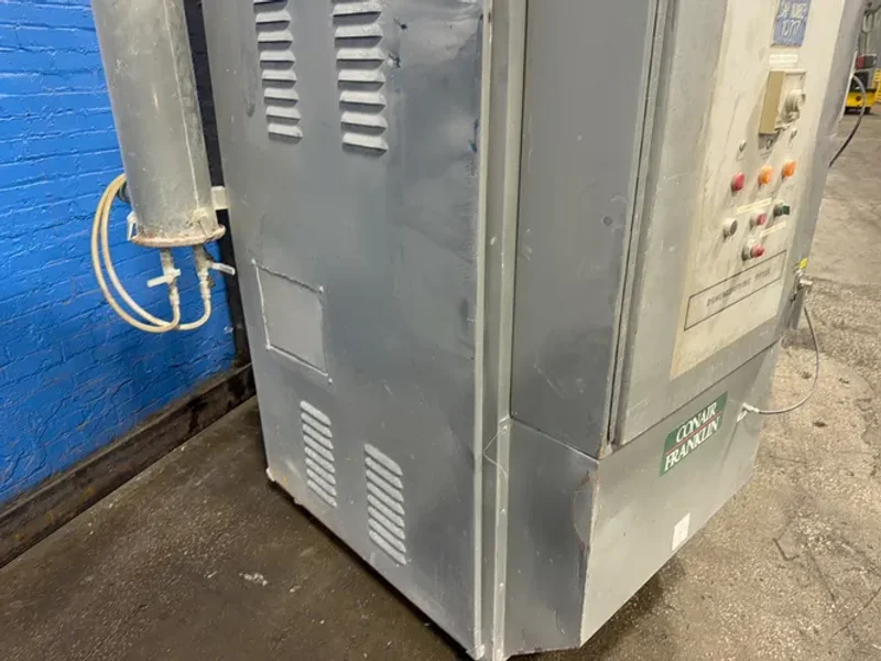 CONAIR DEHUMIDIFYING DRYER  -  D400H611