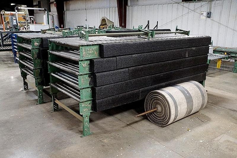 42" WIDE x 100 FEET ROACH POWER DRIVEN ROLLER / BELT CONVEYOR: YOBRO #24711