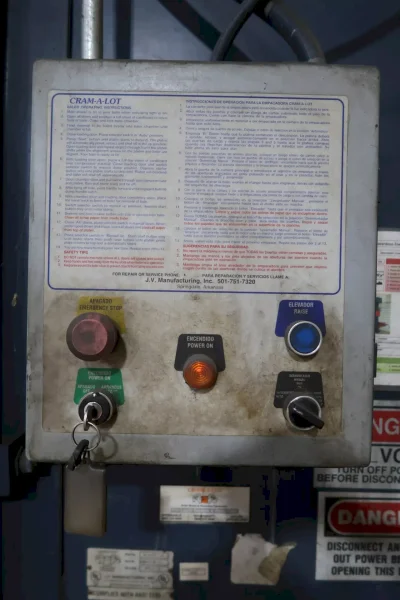 2001 J.V. MFG INC CRAM-A-LOT MODEL #DHR-60-LU VERTICAL CARDBOARD BALER: YOBRO #25051