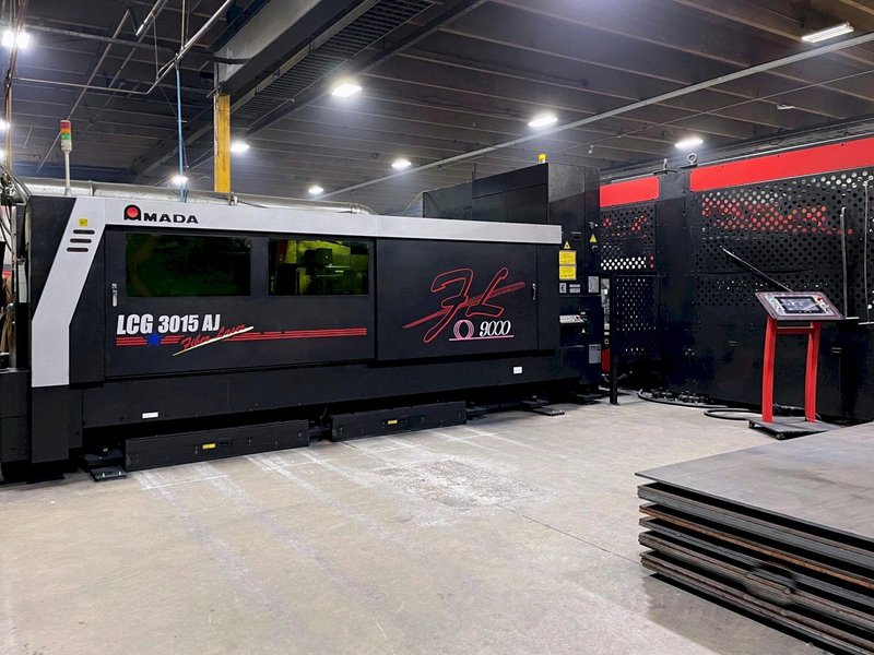 Amada LCG-3015 AJ 9KW Fiber