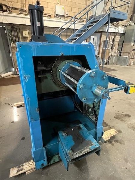 6,000# x 34&quot; AMERICAN STEEL LINE NONMOTORIZED UNCOILER STOCK # 3788