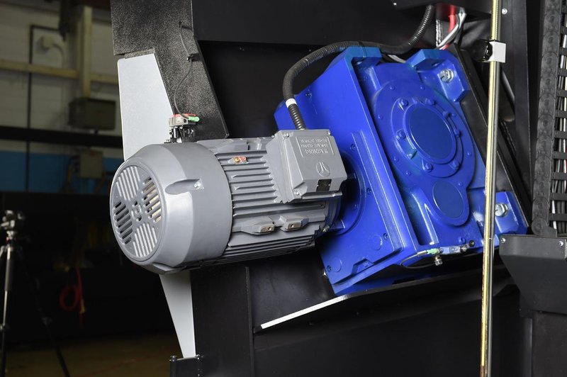 NEW 32"H x 32"W HYD-MECH H-32A AUTOMATIC HORIZONTAL BAND SAW