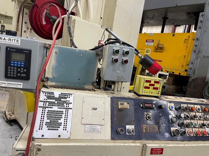 200 ton Niagara SE2-200-72-42 UH, Used Niagara Mechanical Stamping Press For Sale, Refurbished
