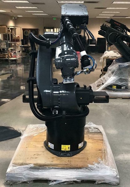 Kuka KR 60-3 CNC Robot, 2019 – KR C4 Control Unit, Never Used