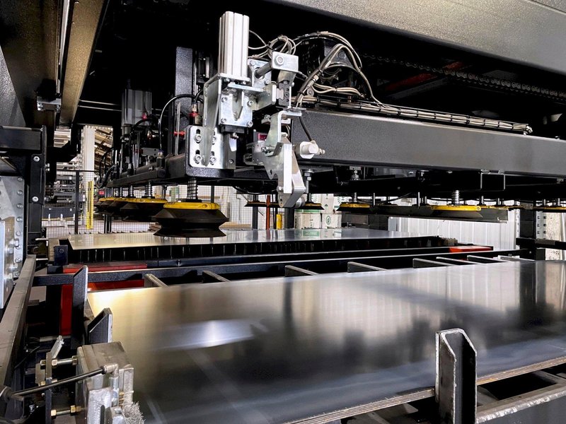 Mazak Optiplex 4020 Fiber III (2019) w/MCS 4020  Load/Unload