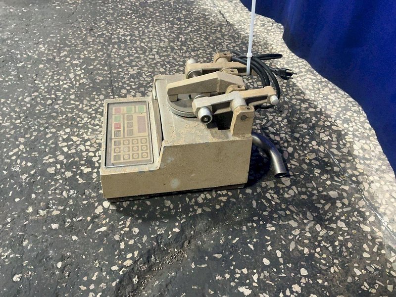 TABER INDUSTRIES ABRASER  -  5130