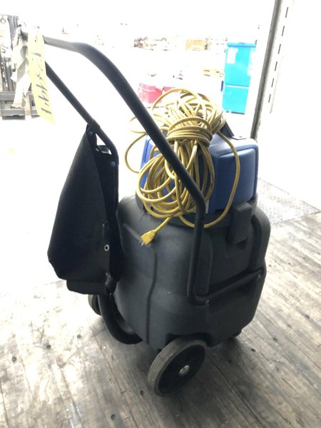 EUROCLEAN MODEL EWD-315 WET/DRY NILFISK VACUUM: STOCK #13994