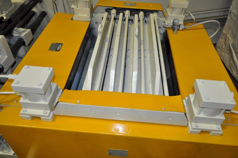 30" X .125" Perfecto Straightener