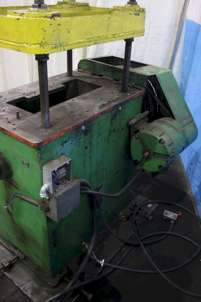 18 TON 4 POST CUTOFF PRESS: STOCK #74717