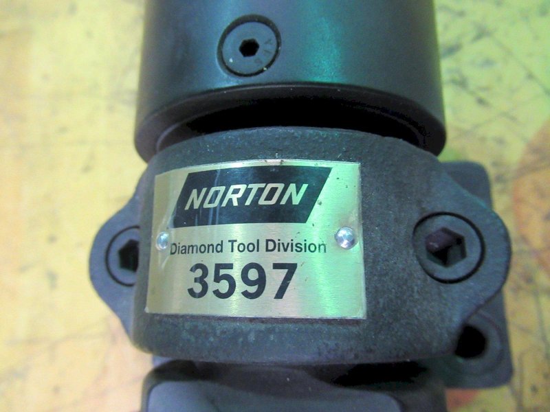 Norton 3597 Pacesetter Brake Controlled Truing Device - Auction Item