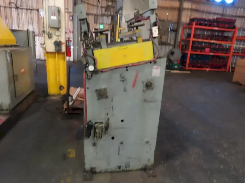 40" WIDE ROWE B-40 POWERED STRAIGHTENER: YOBRO #24886