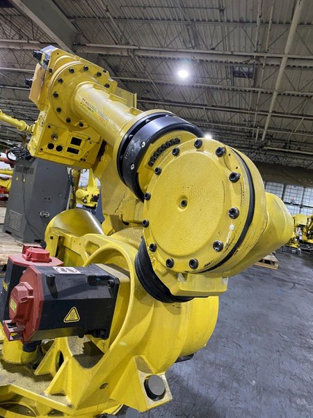 FANUC – R-2000iB/210F w/ R-30iA Controls PARTS ONLY