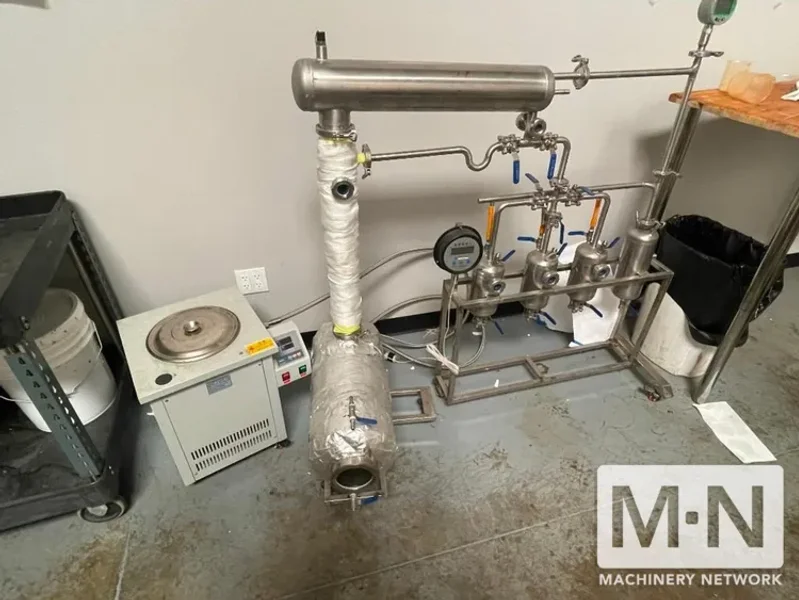 Full Extraction Line: Centrifugal Separator, Falling Film Evaporator, Spherical Vacuum Decompression Evaporator