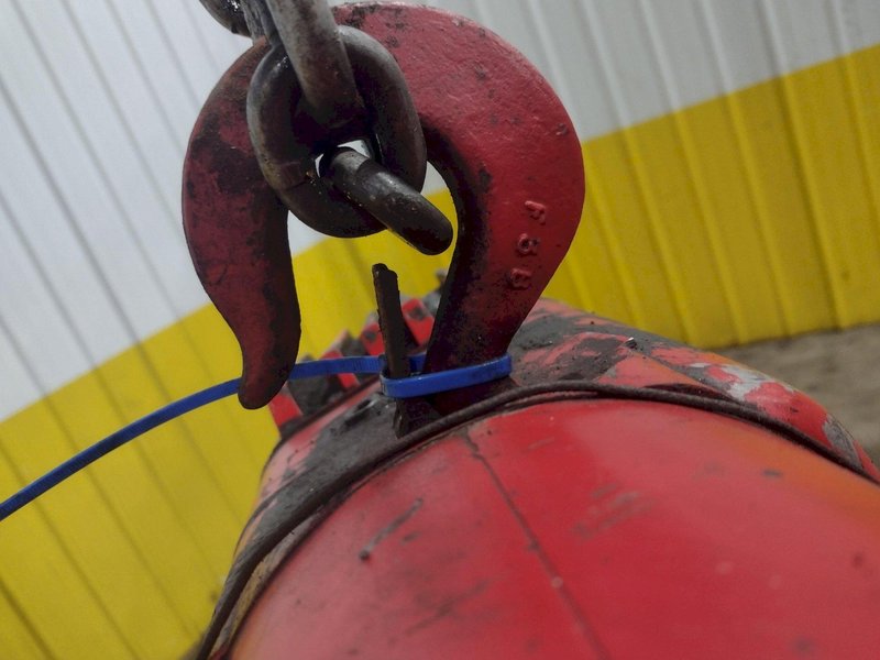 2 TON DAYTON HOIST: STOCK #22475