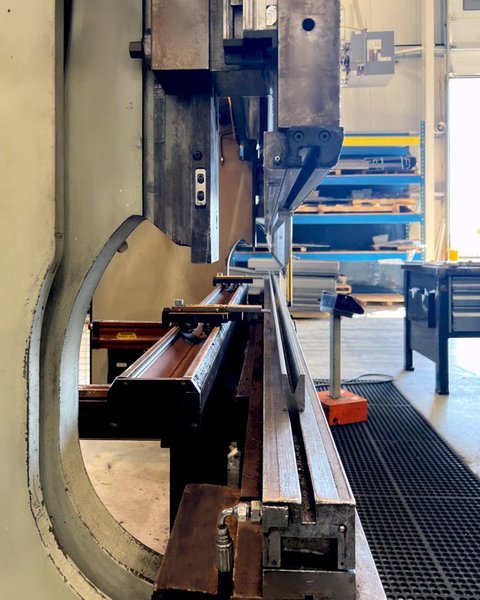 Accurpress Edge 425012 6-Axis Press Brake