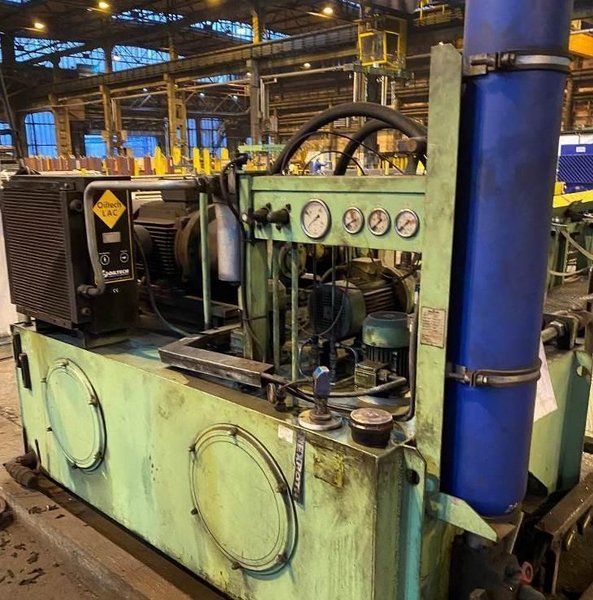 BULTMANN MODEL BWRPM 80-7 TWO ROLL STRAIGHTENING MACHINE WITH 2 72.5kw DIRVE MOTORS,
STOCK # 14494