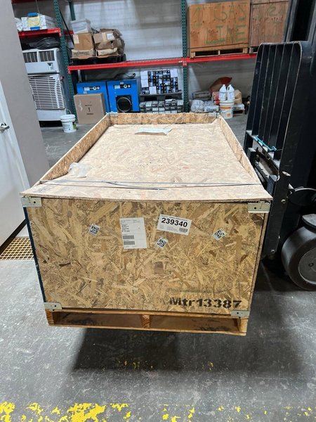 Schneider Electric EZ Meter-Pak Switchgear – 2000A Main with Multiple Branch Breakers, Still In Crate, Never Used